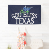 Banderoles God Bless Texas Bluebonnet Art "Texas Bluebonnets" (En situation)