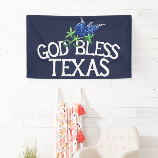 Banderoles God Bless Texas Bluebonnet Art "Texas Bluebonnets" (En situation)