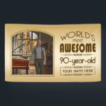 Banderoles Gold 90th Birthday World's Best Custom Photo Frame<br><div class="desc">Célébrez l'anniversaire marquant de votre aîné préféré avec ce cadeau classe qui leur rappelle à quel point ils sont fabuleux. Des lignes et des tons clairs de brun, d'or et de crème composent ce cadre simple mais élégant qui peut être customisé avec votre photo, nom, initiales ou autre texte favori....</div>