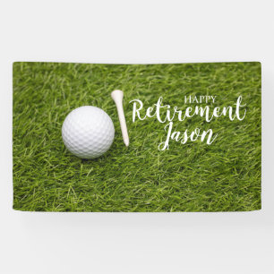 Banderoles Golf heureux retraite avec balle de golf sur vert 