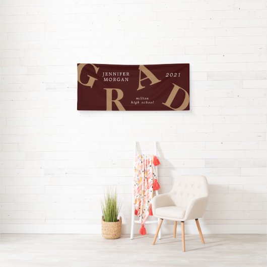 Banderoles graduation lettres gras couleurs de l'école (En situation)