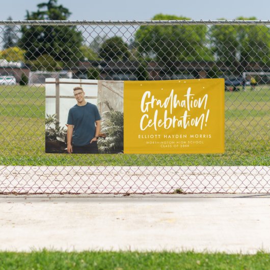 Banderoles Graduation party une photo amusant jaune or (En situation)