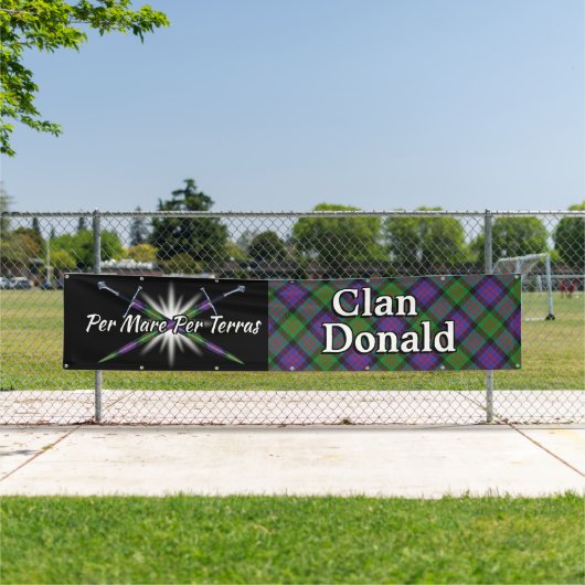 Banderoles Highland Festival Clan Donald MacDonald Tent (En situation)