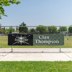 Banderoles Highland Festival Clan Thompson Tent