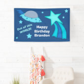 Banderoles Hors de la fête d'anniversaire de vaisseau spatial (En situation)