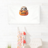 Banderoles Jolie Sloth assise dans un Citrouille. Hauteur heu (En situation)