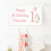 Banderoles Joyeux 1er Anniversaire Bunny Balloon rose (En situation)