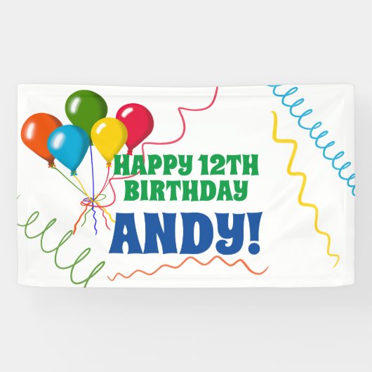 Banderoles Joyeux anniversaire sur la pelouse avant avec ball (Horizontal)