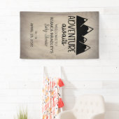 Banderoles L'aventure attend le bois rustique du baby shower (En situation)