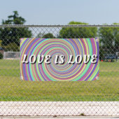 Banderoles Love Is Love Fierté (Insitu)