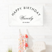 Banderoles Minimalist Happy Birthday Classic White (En situation)