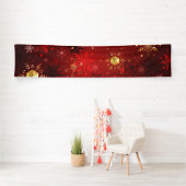 Banderoles Noël Golden Snowflakes sur Arrière - plan rouge (En situation)