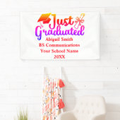 Banderoles Nom, année, école, cadeau de diplôme personnalisé (En situation)