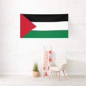 Banderoles officiellement le drapeau de l'État de Palestine (Insitu)