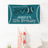 Banderoles Peace Love Softball Anniversaire (En situation)