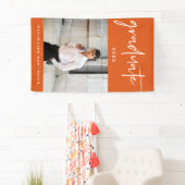 Banderoles Photo de script moderne Orange et Blanc (En situation)
