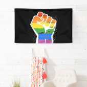 Banderoles Poing d'arc-en-ciel (En situation)