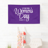 Banderoles Purple Script Journée internationale de la femme 8 (En situation)