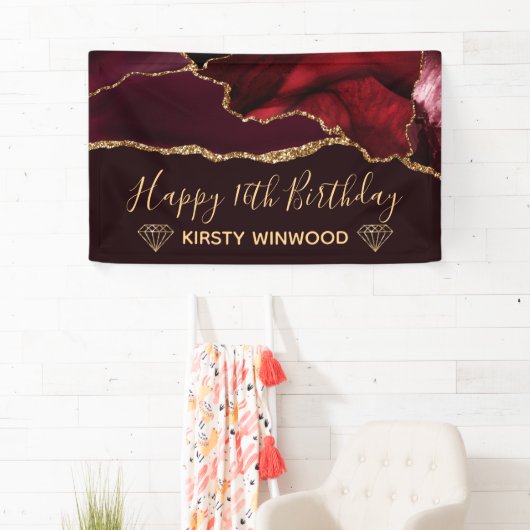 Banderoles Red & Faux Gold Parties scintillant Agate Sweet 16 (En situation)