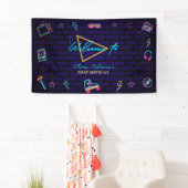 Banderoles Retro Pop Neon Enfants Anniversaire Bash (En situation)