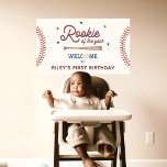 Banderoles Rookie de l'année Premier anniversaire Bienvenue<br><div class="desc">Cette Affiche de bienvenue géniale présente des graphismes de base-ball aquarelle - la façon parfaite d'accentuer la fête d'anniversaire de votre petite salope. Modifiez facilement la plupart des termes pour correspondre à votre événement! Êtes-vous un fan de baseball qui a différentes couleurs d'équipe! ? Pas de problème ! Les couleurs du...</div>