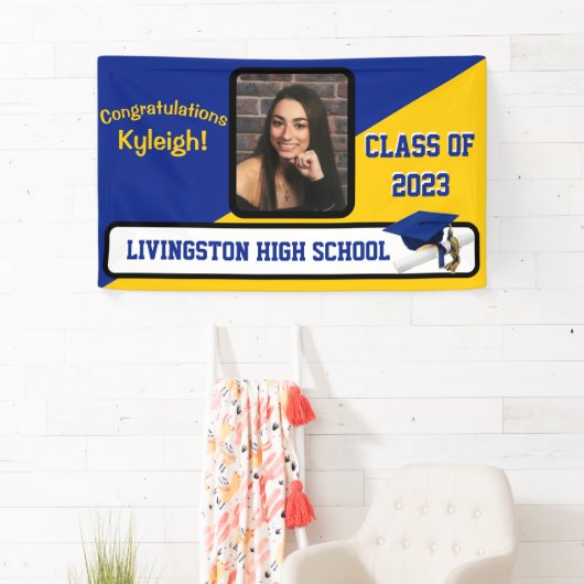 Banderoles Royal Blue, Gold et White Graduation (En situation)