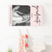 Banderoles Script moderne Black Graduate avec photo Blush (En situation)