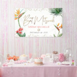 Banderoles Scripts or Bat mitzvah Palm Leaf Tropical Bienvenu<br><div class="desc">Soyez fier, réjouissez-vous et présentez cette étape importante de votre Bat mitzvah préféré ! Accrochez cette étonnante bannière moderne, élégante et personnalisée pour ajouter à sa journée spéciale. Élégant, étonnant, coloré, oiseaux d'aquarelle tropicale des fleurs de paradis, faux écriture manuscrite or, Star of David et points de parties scintillant, avec...</div>
