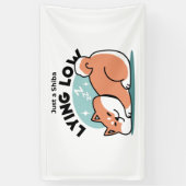 Banderoles Shiba Inu Art : Juste un Shiba Lying Low (Vertical)