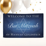 Banderoles Star bleue moderne de David Bat mitzvah Party<br><div class="desc">De belles nuances profondes de bleu foncé créent une texture comme de l'eau sur cette bannière d'accueil Bat mitzvah formelle. Élégant script blanc minimaliste sur la décoration avec le nom de votre fille sur la subtile étoile de David pour célébrer son arrivée juive d'âge.</div>