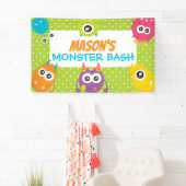 Banderoles Symbole d'anniversaire du Monster Bash (En situation)