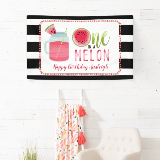 Banderoles Un dans anniversaire de pastèque de melon un (En situation)