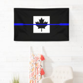 Banderoles Un drapeau canadien mince (En situation)