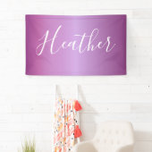 Banderoles Violet violet et script blanc personnalisé (En situation)