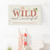 Banderoles Wild & Onederful Terracotta fille 1er anniversaire (En situation)