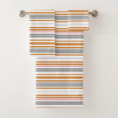 Bandes marron gris mignonne (En situation)