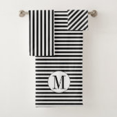 Bandes noires et blanches et ensemble de serviette (En situation)