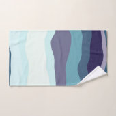 Bandes ondulées violettes et turquoise (Serviette à main)