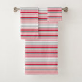 Bandes rouges gris mignonnes (En situation)