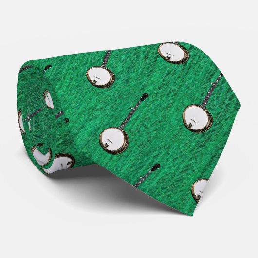 BANJO— SUR LE CRAVATE VERT (Roulé)