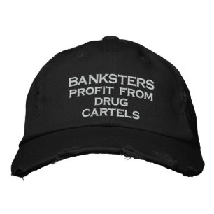 Bankiers profiteren van drugskartels geborduurde pet