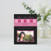 Banner Graduation Faire-part Postcard (rose) (Debout devant)