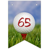 Bannière À Fanions balle de golf sur tee in grass pour 65e anniversai (Troisième drapeau)