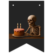 Bannière À Fanions Even Skeletons Deserve a Birthday Slice (Premier drapeau)