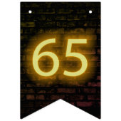 Bannière À Fanions Neon Sign on Brick pour 65e anniversaire (Premier drapeau)