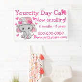 Bannière adorable bébé éléphant fille (En situation)