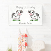 Bannière d'anniversaire avec de belles vaches (En situation)