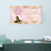 Bannière d'anniversaire chaussure à talon haut en (Salon professionnel)