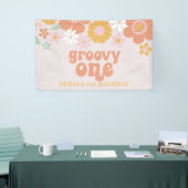 Bannière d'anniversaire rétro florale Groovy One (Salon professionnel)