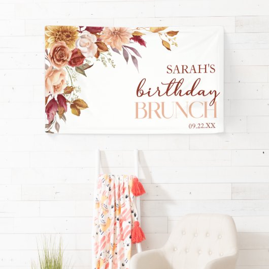 Bannière de déjeuner d'anniversaire floral orange  (En situation)